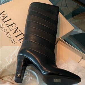 Valentino Garavani Black Heeled Boots